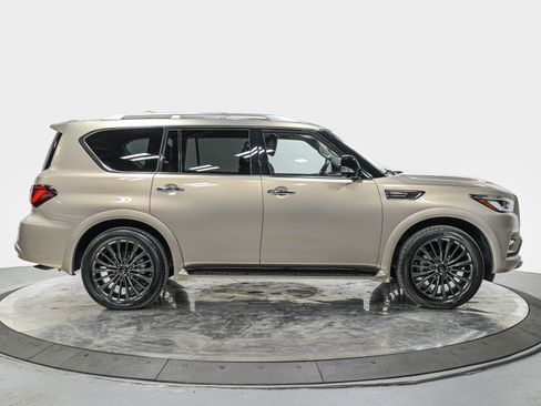 Used 2023 INFINITI QX80 Premium Select w/ Cargo Package image 8