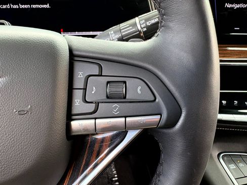 Certified 2024 Cadillac Escalade ESV Premium Luxury RWD image 21