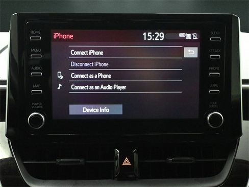 Used 2020 Toyota Corolla LE image 26