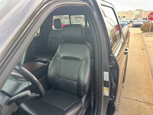 Used 2023 Ford F150 Lariat image 32