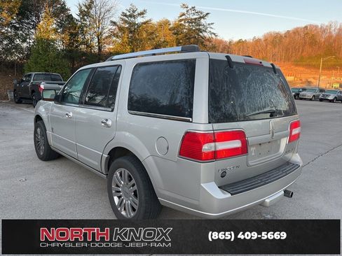 Used 2007 Lincoln Navigator 2WD image 4