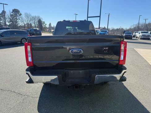 Used 2025 Ford F250 XLT image 6