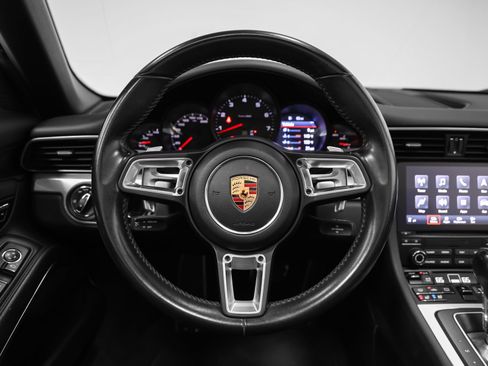 Certified 2017 Porsche 911 Carrera RWD image 31