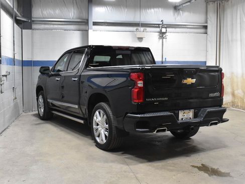 Used 2026 Chevrolet Silverado 1500 High Country w/ Technology Package AWD/4WD image 21