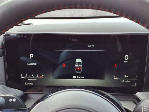 New 2025 Nissan Kicks SR image 13