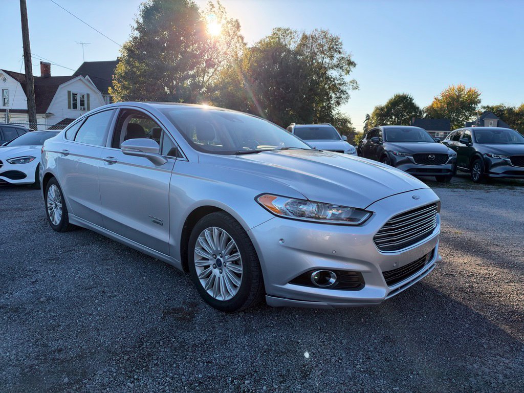 Used 2013 Ford Fusion Energi Titanium w/ Driver Assist Pkg FWD image 3