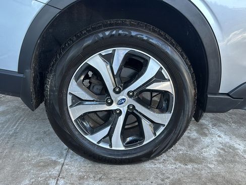Used 2021 Subaru Outback Limited image 42