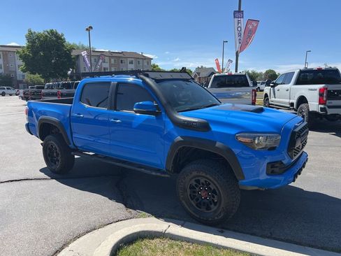 Used 2019 Toyota Tacoma TRD Pro w/ Desert Air Intake Package AWD/4WD image 6