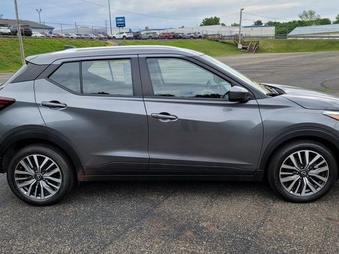 Used 2024 Nissan Kicks SV FWD image 14