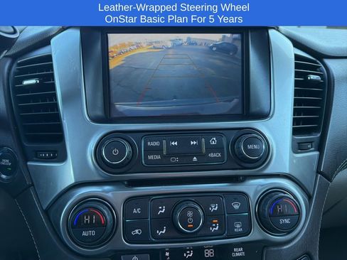 Used 2018 Chevrolet Suburban LT image 31