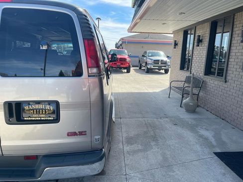Used 1999 GMC Savana 1500 image 11