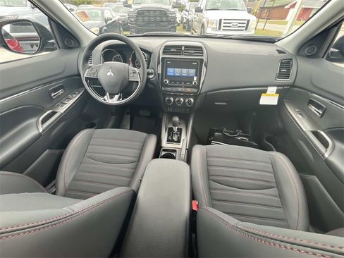 New 2026 Mitsubishi Outlander Sport SE image 27