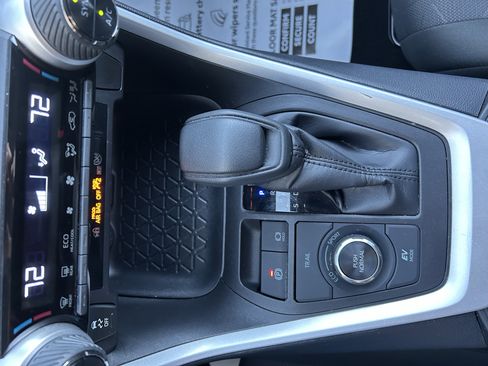 Certified 2025 Toyota RAV4 XLE image 30