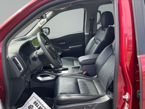 Certified 2025 Nissan Frontier SL AWD/4WD image 24