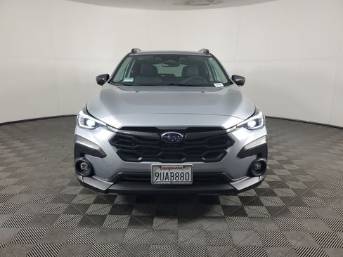 Used 2025 Subaru Crosstrek 2.5i Limited w/ Crosstrek Mirror Package image 9