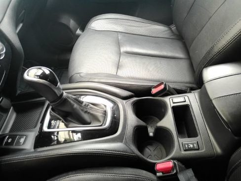 Used 2020 Nissan Rogue SL FWD image 42