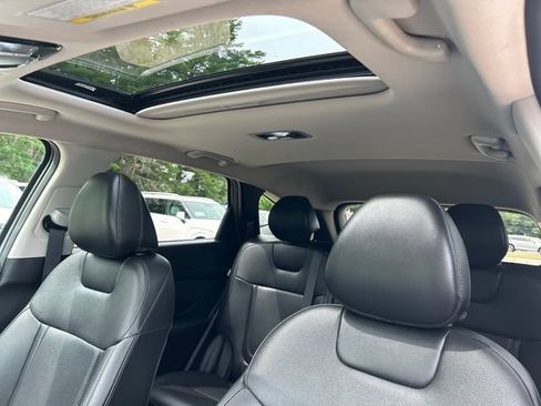 Certified 2025 Hyundai Tucson SEL AWD/4WD image 22