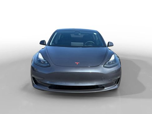 Used 2021 Tesla Model 3 Standard Range Plus image 8