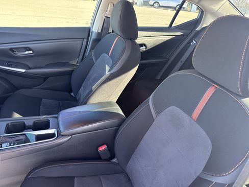 Used 2021 Nissan Sentra SR image 12