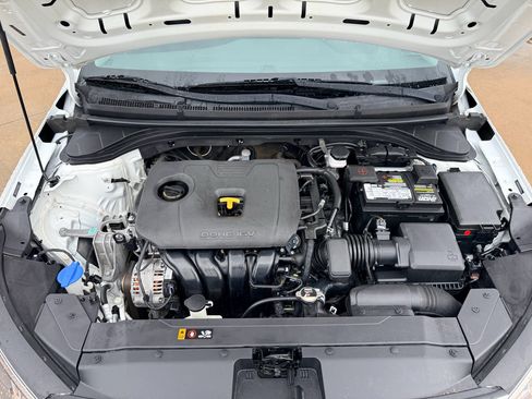 Used 2020 Hyundai Elantra SE w/ Cargo Package (C1) FWD image 27