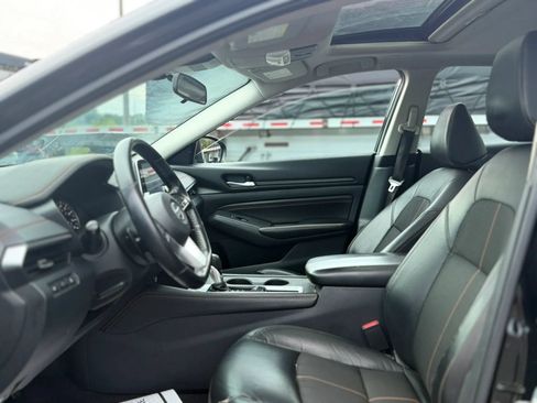 Used 2021 Nissan Altima 2.0 SR FWD image 11