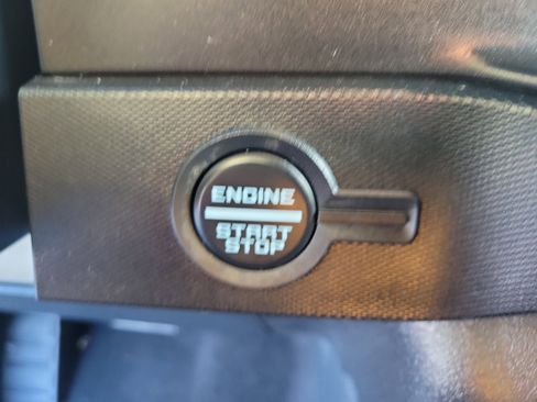 Certified 2021 Ford Bronco First Edition image 22