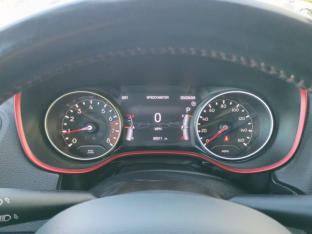 Used 2019 Jeep Compass Trailhawk w/ Cold Weather Group AWD/4WD image 20