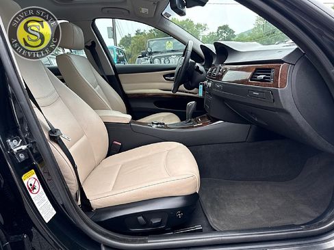 Used 2009 BMW 328i Sedan RWD image 17
