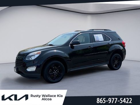 Used 2017 Chevrolet Equinox LT image 1