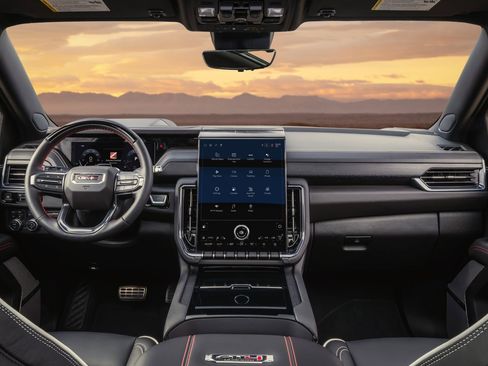 New 2026 GMC Yukon XL Elevation RWD image 4