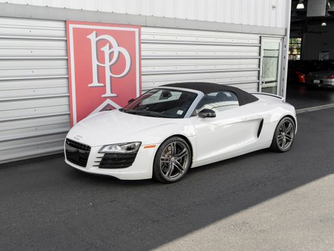 Used 2011 Audi R8 V8 image 49