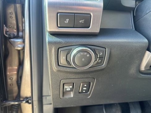 Used 2019 Ford Expedition Max Platinum image 12