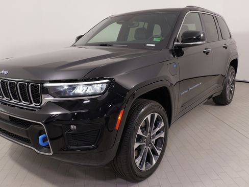 Used 2022 Jeep Grand Cherokee Overland image 4