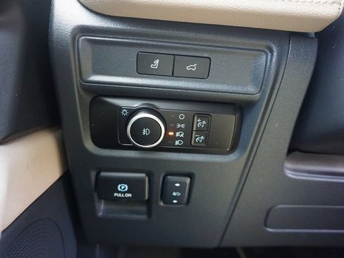 Used 2024 Ford Expedition Max Limited RWD image 5