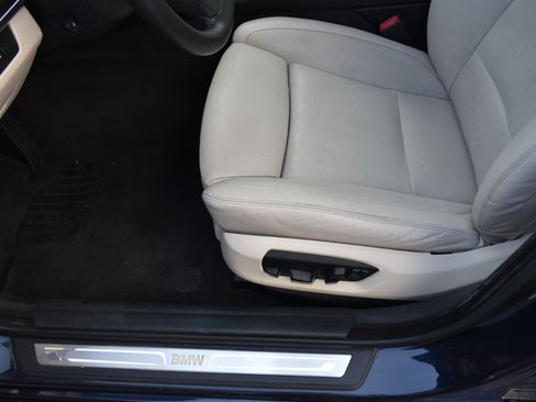Used 2015 BMW 550i Sedan image 26