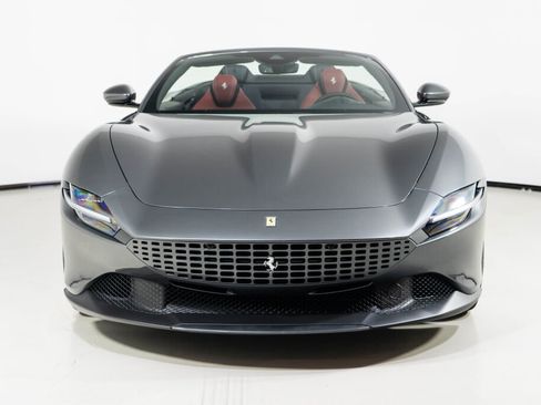 Used 2025 Ferrari Roma Spider image 8