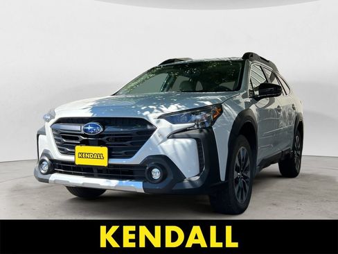 Used 2025 Subaru Outback Limited AWD/4WD image 1