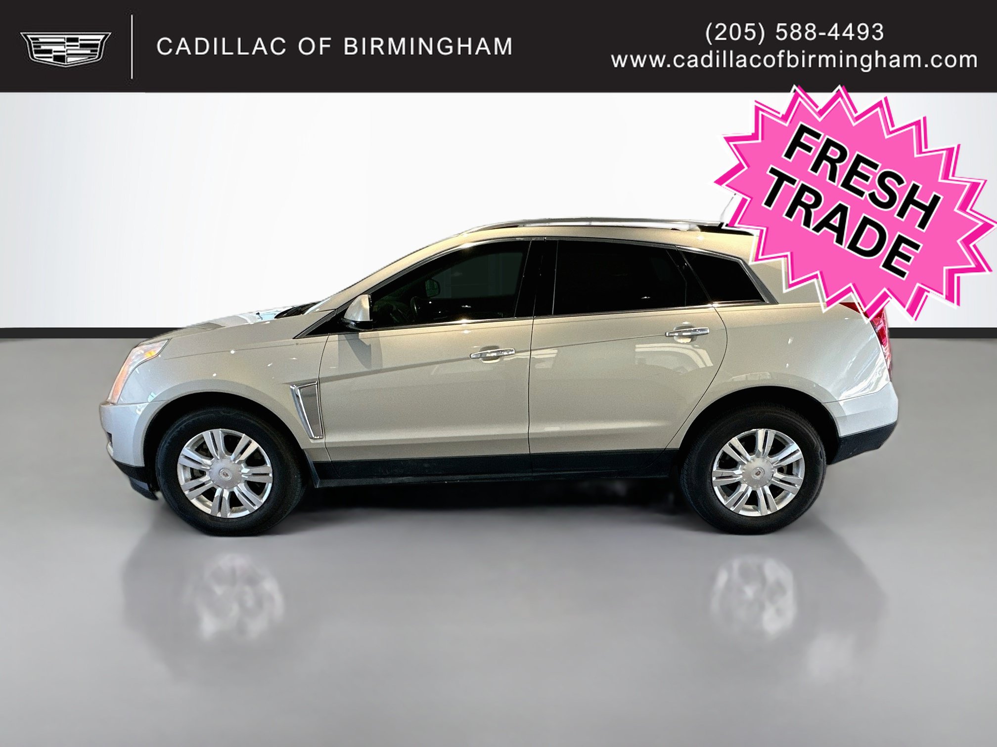 Used 2016 Cadillac SRX Luxury w/ Driver Awareness Package FWD image 8