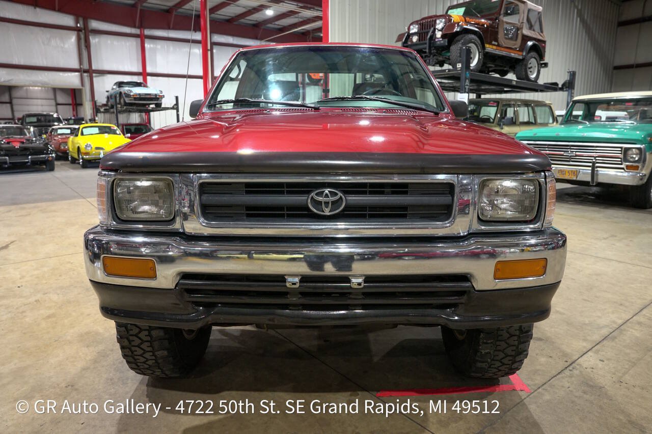 Used 1993 Toyota Pickup Deluxe AWD/4WD image 13