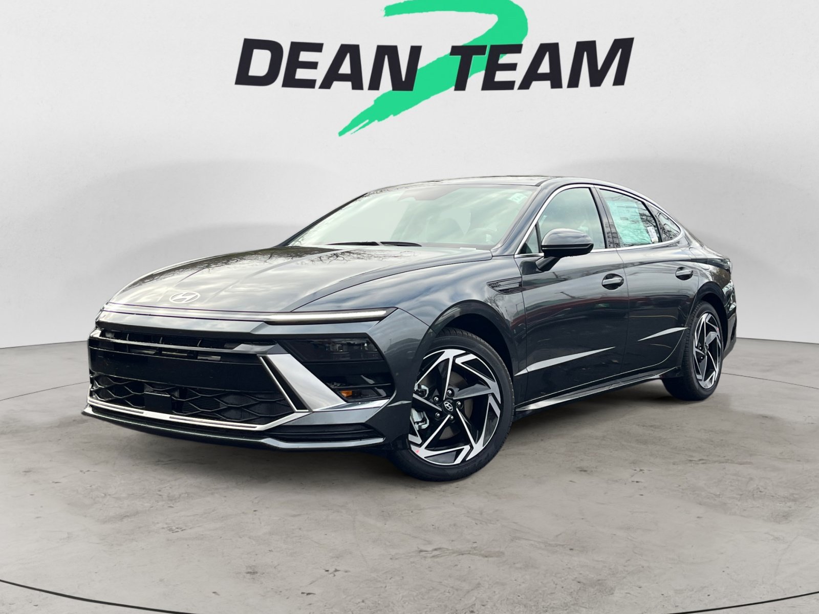 New 2026 Hyundai Sonata SEL FWD image 3
