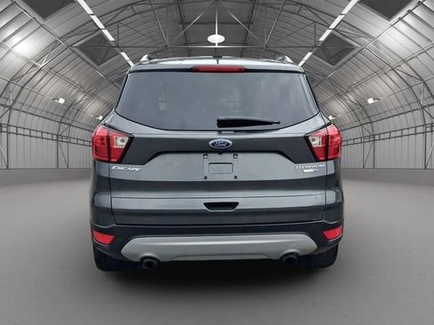 Used 2019 Ford Escape Titanium AWD/4WD image 6