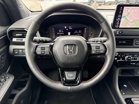 Used 2026 Honda Pilot Black Edition image 22