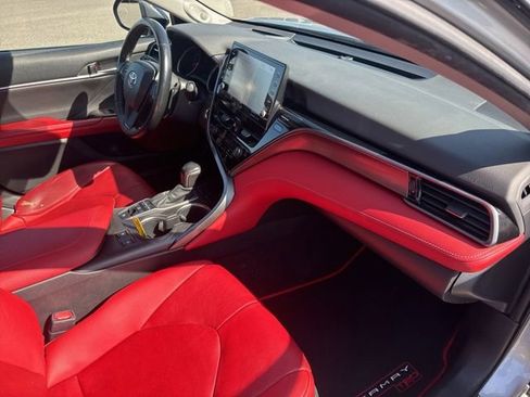 Used 2022 Toyota Camry XSE FWD image 15