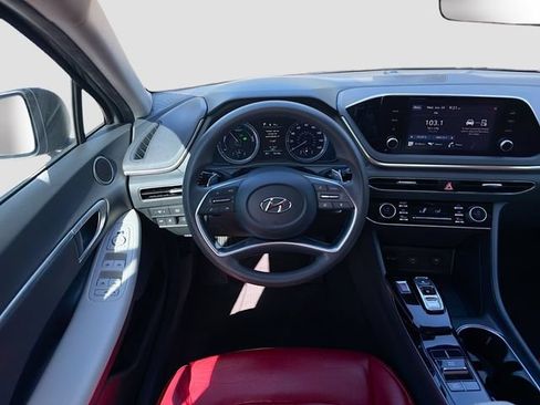 Used 2022 Hyundai Sonata Blue FWD image 17