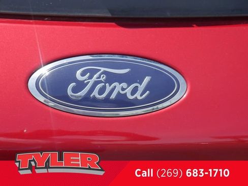 Used 2022 Ford Escape SEL w/ Technology Package AWD/4WD image 16
