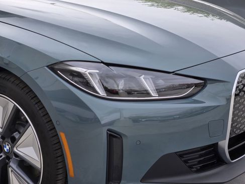 New 2026 BMW i4 xDrive40i w/ Parking Assistance Package image 8