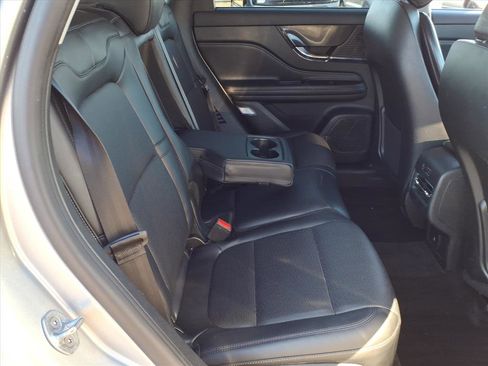 Used 2022 Lincoln Corsair AWD w/ Equipment Group 101A image 10