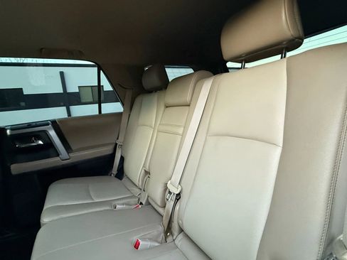 Used 2014 Toyota 4Runner SR5 Premium image 20