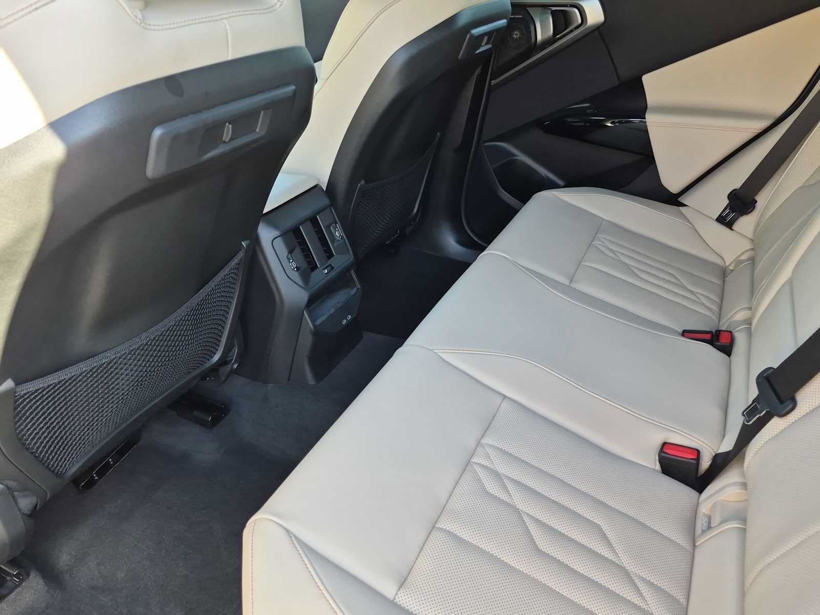 Used 2026 BMW X3 xDrive30i w/ Premium Package AWD/4WD image 18