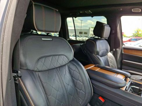 Certified 2024 Jeep Grand Wagoneer L Series III AWD/4WD image 13